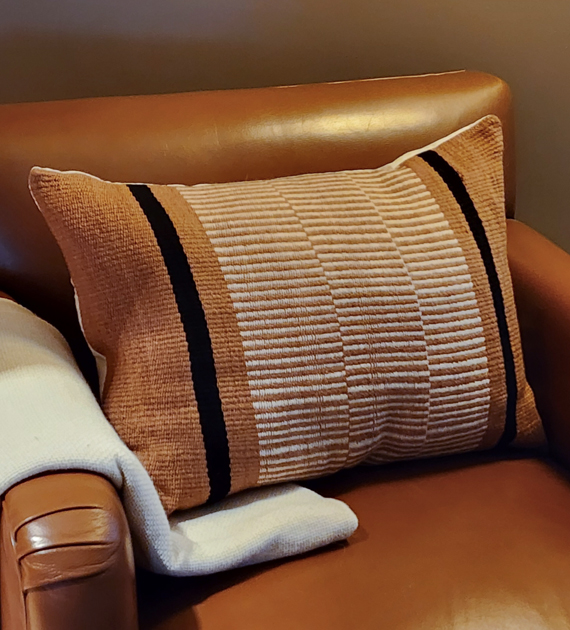 clara-cushion-rectangular