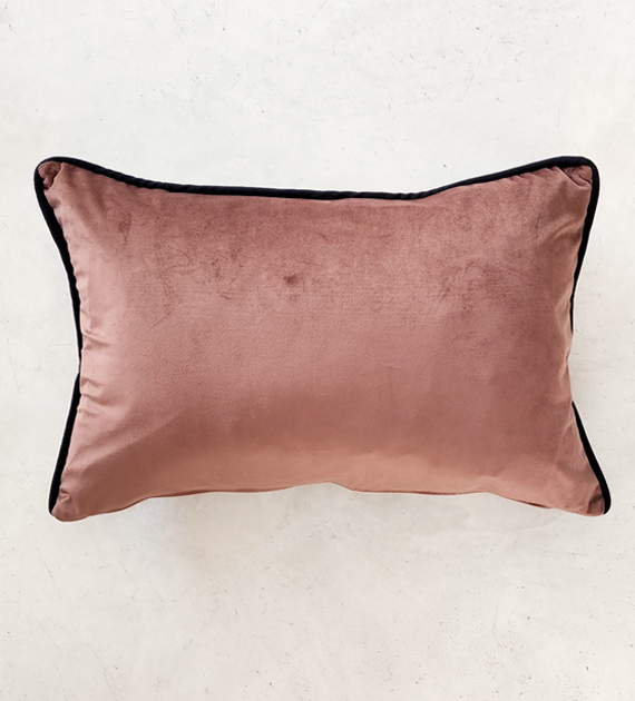 almohadon-lino-terciopelo-rect-castano