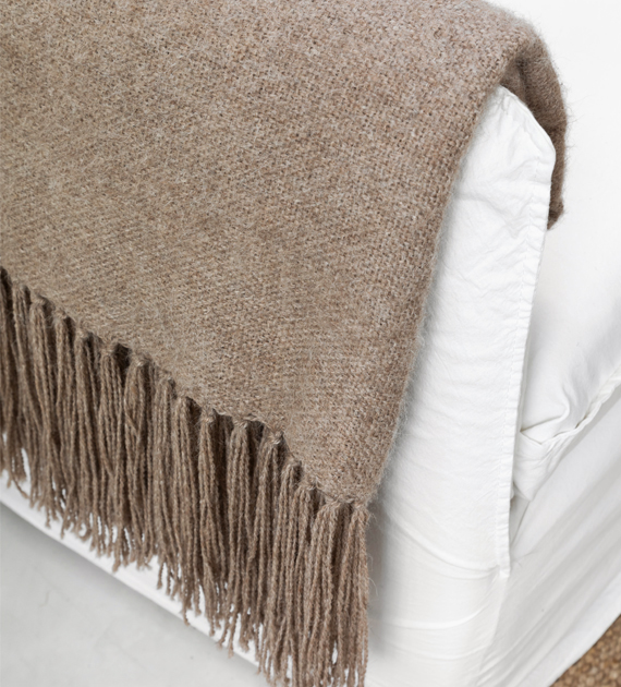 puna-birds-eye-blanket-brown-and-natural