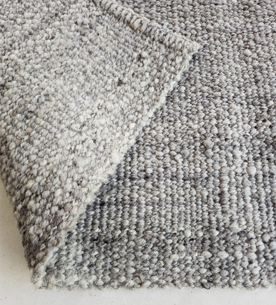 alfombra-lisa-gris-claro