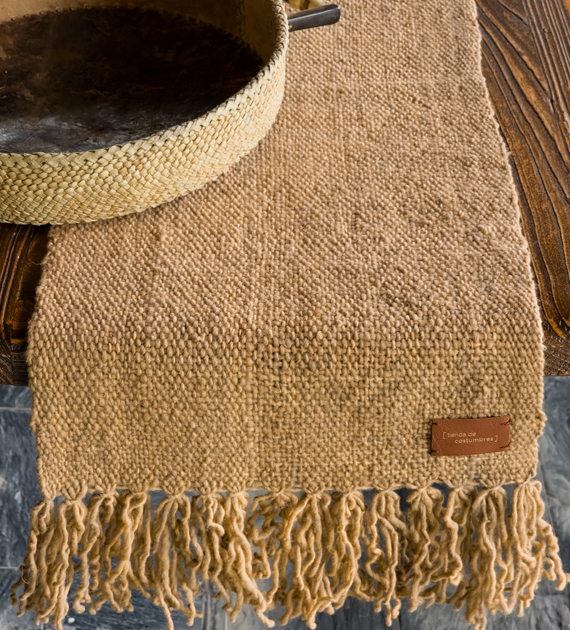 calchaqui-table-runner-ladrillo